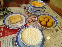杨枝甘露-捷信牛奶甜品世家(五道口店)