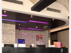 -桔子酒店(上海西藏北路地铁站店)