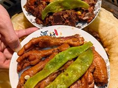 -哈尔滨烧烤·山河村铁锅炖(交大店)