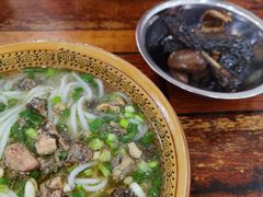 -正宗李家土鸡米线店