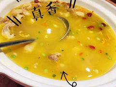 -三湘四水正宗湘菜(君峰路店)