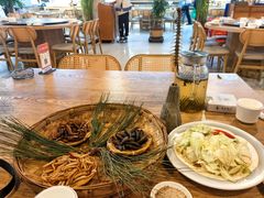 -昆虫窝子·特色云南菜(拓东路总店)