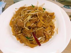 干炒牛河-茶港·点心·啫啫煲(范湖万达广场店)