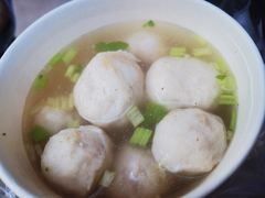 -龙头鱼丸店 只此一家只卖手工鲨鱼丸