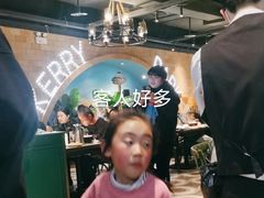 -V-ONE西雅图海鲜自助餐厅(仓山万达广场店)