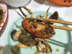 -嗨辣小聚·盘锦河蟹·海鲜烧烤龙虾(盘锦十年好店)
