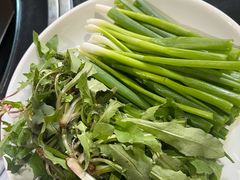 苦菜蘸酱-一品渔乡·水库灶台鱼·乐享庭院