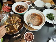 -黔蘑菇四季餐厅(观山湖店)