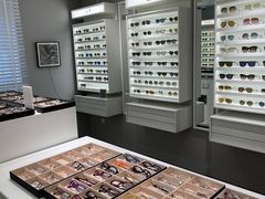 -目艮眼镜SHOWROOM(品牌集合店)