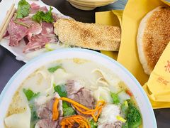 -吕记清真美食城(永兴服装街店)