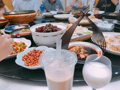 -香山湖家家宴(中山陵店)