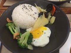 -海盗虾饭·剥好的小龙虾饭(SOHO尚都店)