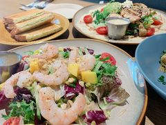 -HELLO 27 意面·沙拉·帕尼尼