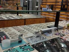 -罗伯特眼镜·蔡司官方授权(罗湖国贸店)