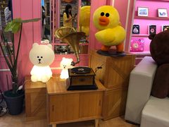 -LINE FRIENDS Garosu-gil Flagship Store