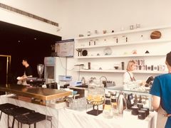 -UNI UNI(环亚凯瑟琳店)