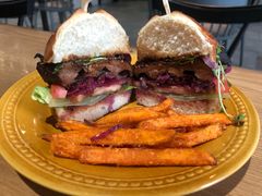 -HELLO 27 意面·沙拉·帕尼尼