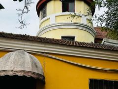 -荒岛书店(黄县路店)