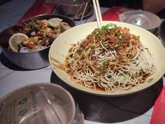 -巴厘龙虾·榜首油焖大虾(音乐学院·沿江酒馆店)