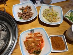 -唯成•韩国炭火烤肉 유성고기