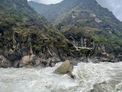 -丽江虎跳峡景区-售票处