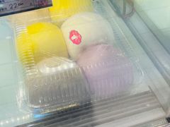 -白玉兰食品甜凤店(合生汇店)