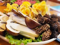 -民食香·腊排骨野生菌美食(木府店)