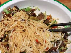 -百春原湖南牛肉粉(百联世纪店)