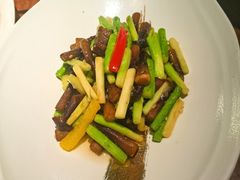 -海派悦庭·海胆烧麦·新融合菜(凯德广场店)