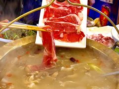 -江湖亮亮蒸虾大排档烤全羊清真(武汉总店)