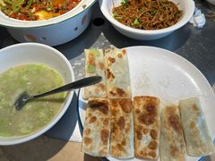 -陈大锅·岳阳鱼馆·地道岳阳菜(美食街店)