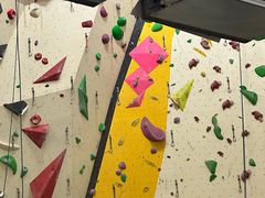 -问山MountQuest攀岩馆