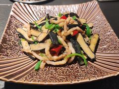 小炒歙县黑香干-锦荟JINHUI·浙江小馆(上海荟聚店)