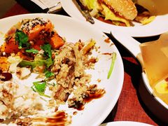 芝士菠萝牛肉汉堡-卡朋厨房(289艺术园区店)