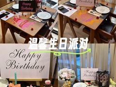 -Mark&Mars Restaurant