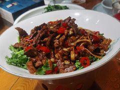 -黄泥岗·地道湖北菜(奥特莱斯店)