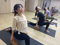 -酉嘉瑜伽YO+YOGA