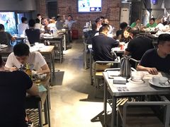 -龙巢盱眙龙虾·牛蛙·烧烤宵夜(八卦岭店)