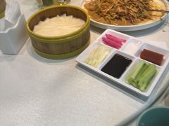 -车之谷·汽车文化主题餐厅(汽开店)