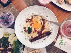 -Chom Cafe and Restaurant