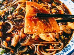 牛肉锅盔-平安桥张氏肥肠粉