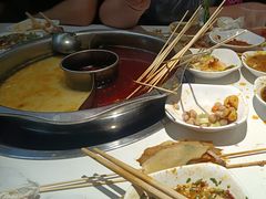 -佰人王串串香火锅(洋珠巷店)