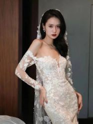 -Lady  Jane高端婚纱礼服馆