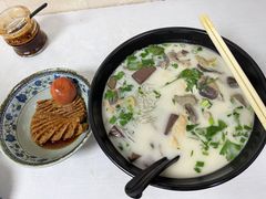 -津津老鸭粉丝馆(正东路店)