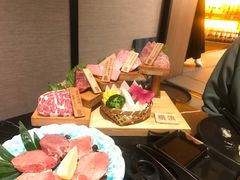 -山川小町·极番烧肉(新地假日广场店)