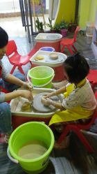 -泥娃娃DIY陶吧(易生活购物公园店)