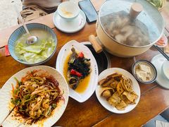 -老鼎万春卤菜(五代传承创始老店)