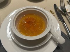 银耳南瓜羹-皇朝会.经典传统粤菜(外滩店)