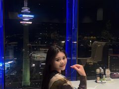 -云顶旋转自助景观餐厅