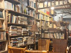 -斯多格书乡(北京大学畅春园店)